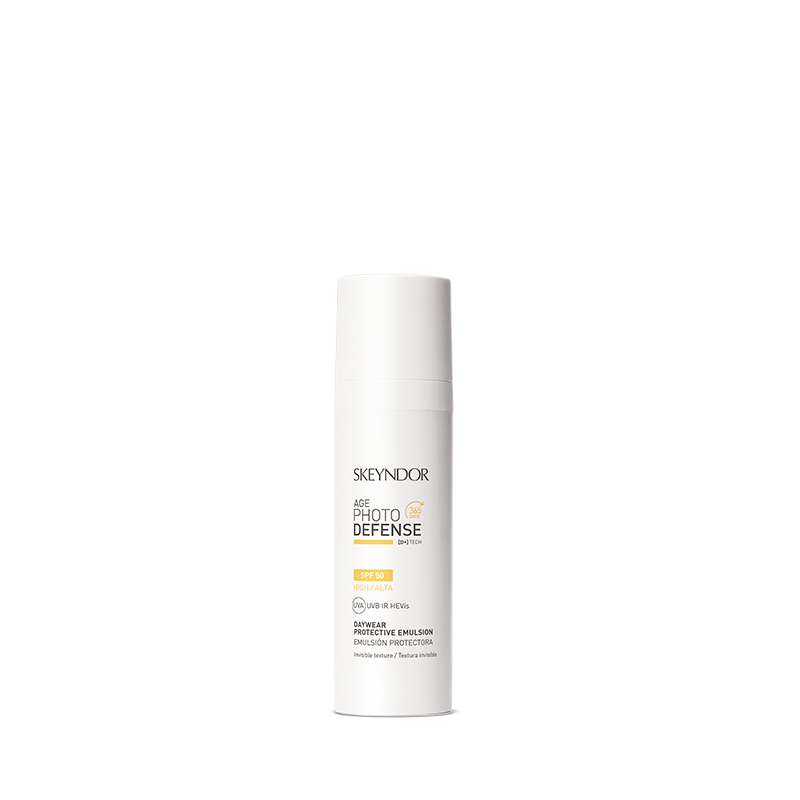 Skeyndor Age Photo Defense - Daywear Protective Emulsion 50 SPF 30ml – Skeyndor skincare product at Reflexions Salon India