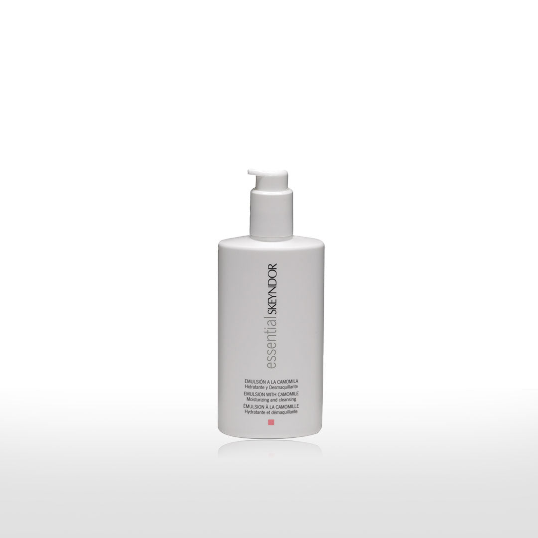 Skeyndor Essential - Cleansing Emulsion with Camomile 250ml 250 ml — official product packshot